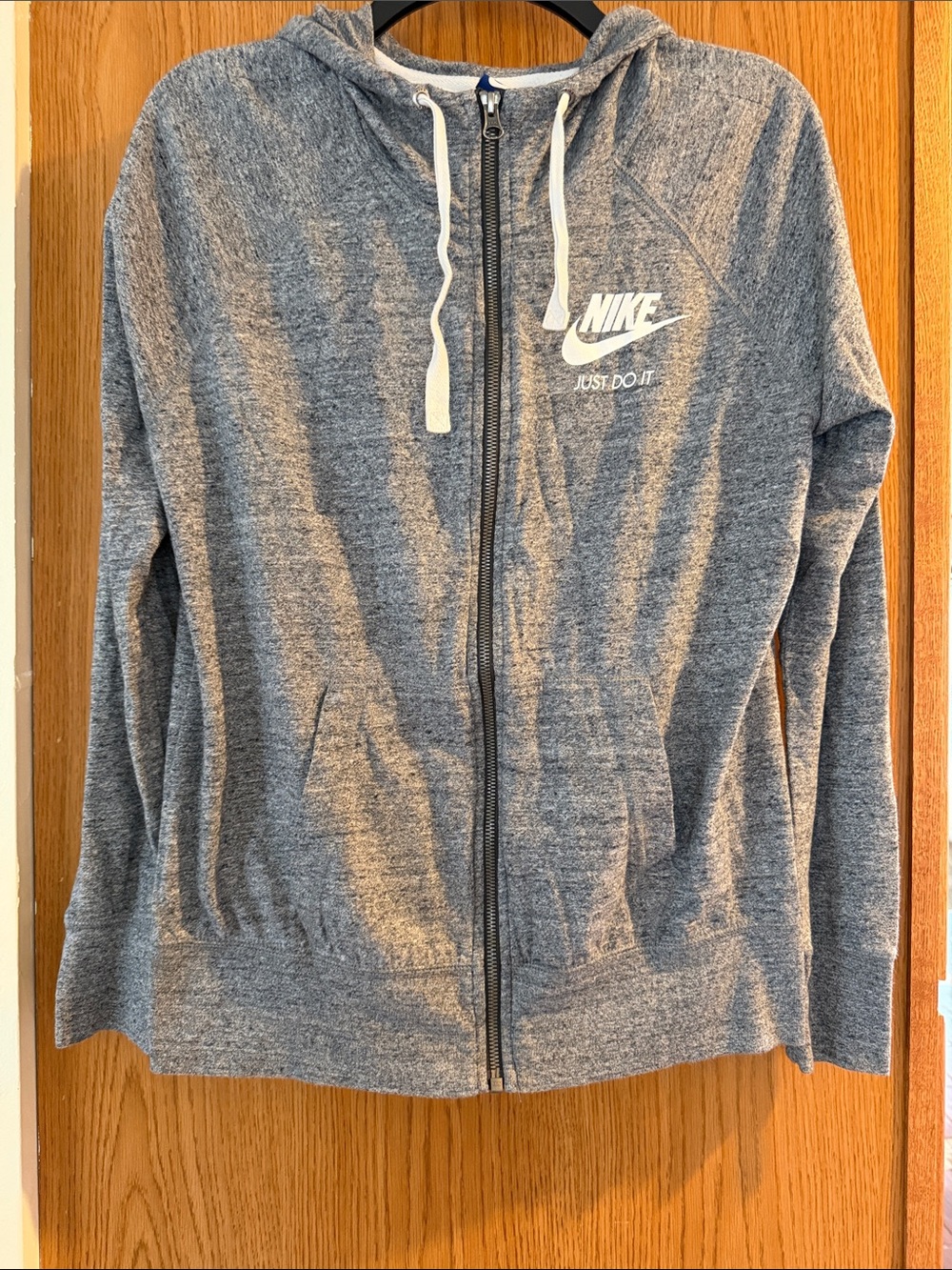 Nike Women's Heather Gray Zip-Up Hoodie size Medium